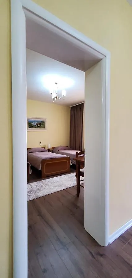 Vila Visi Hotel Korce Bed & Breakfast